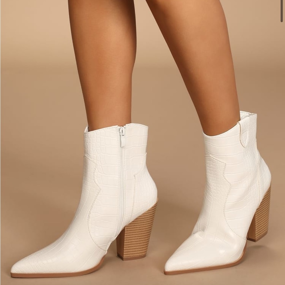 White Crocodile Embossed Pointed Toe Booties